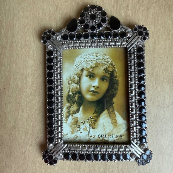 Unbranded Other - Picture Frame Unisex 3.5x5 Silver Black Jeweled Victorian Broken Back Stand